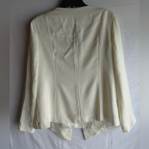 Jacket size 16 - Picture 2 of 8